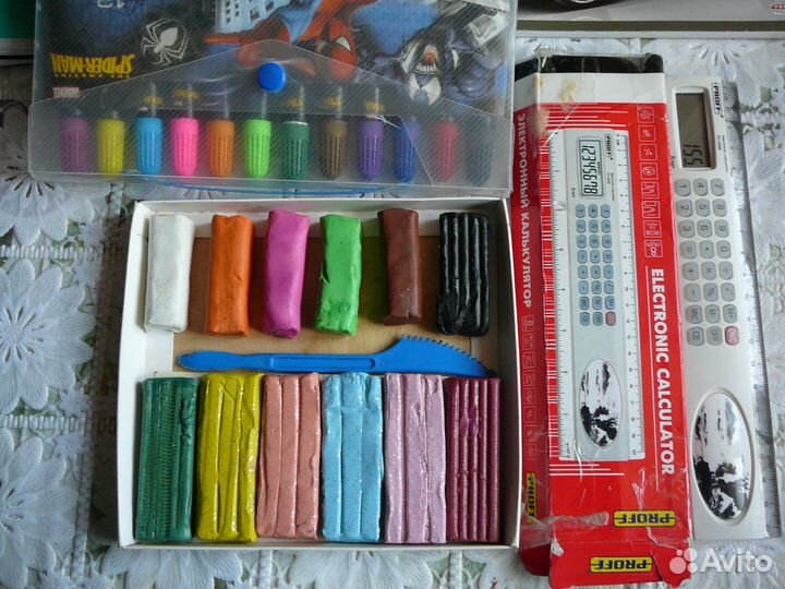 Пакет12. Тетради, фломастеры, линейка с калькулят