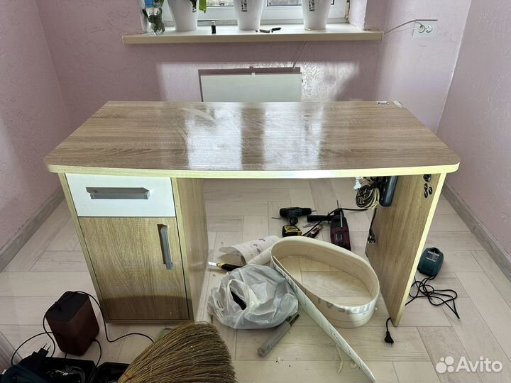 Письменный стол