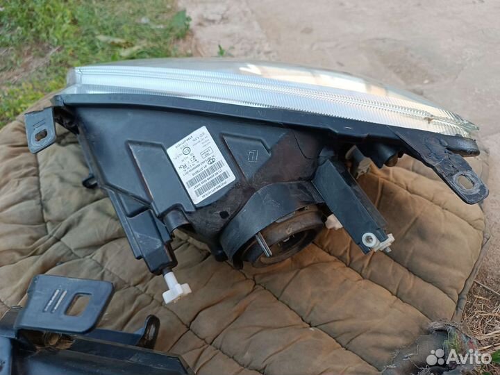 Блок фары на гранту