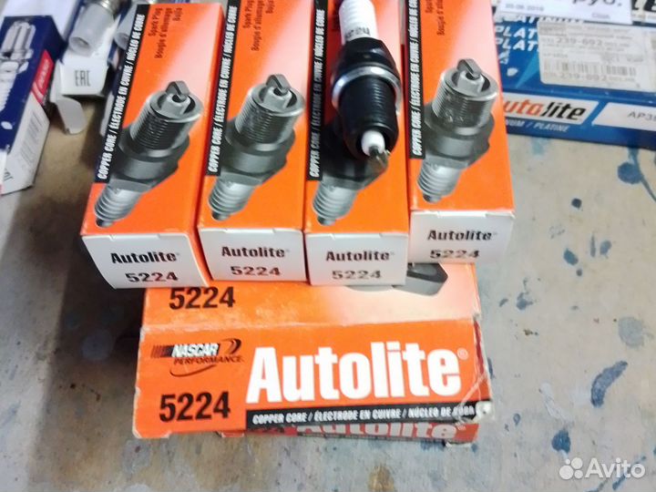 Свеча зажигания Autolite 5224