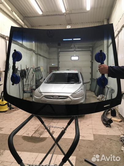 Лобовое стекло на Хендай Солярис