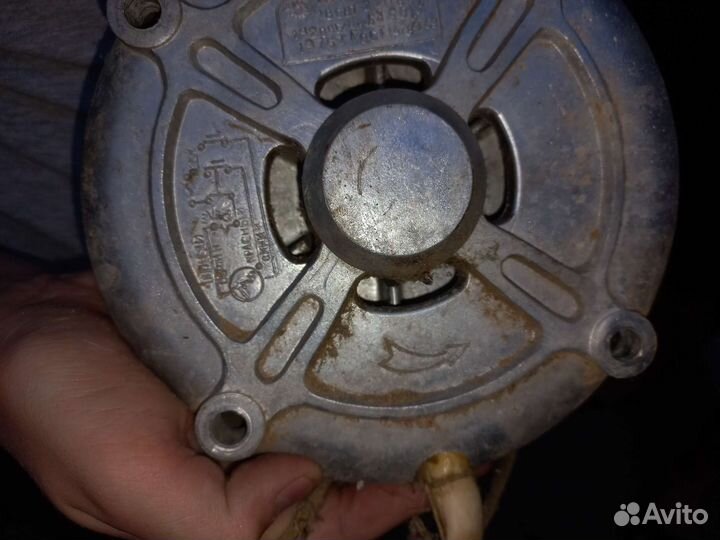 Двигатель от стиральной машины СССР