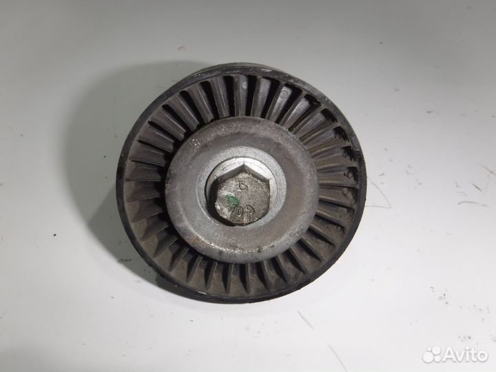 Ролик дополнительный руч. ремня Volkswagen Golf 6