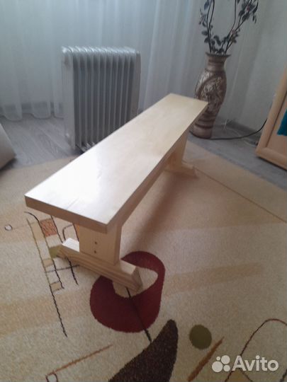 Скамейка деревянная