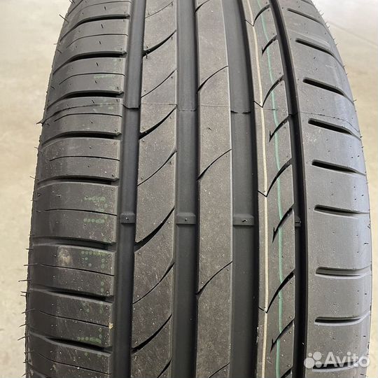 Tracmax X-Privilo TX3 235/45 R18 98W