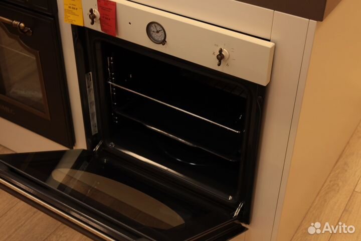 Духовой шкаф smeg SF800PO