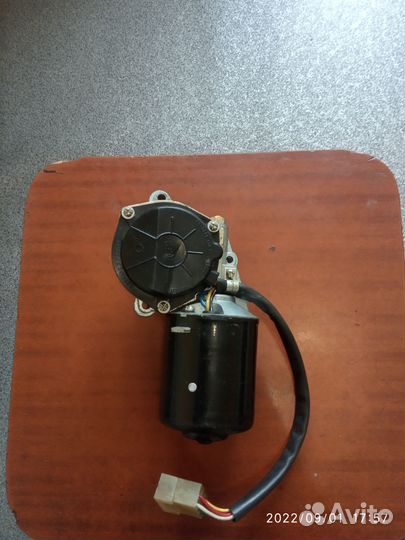 Мотор стеклоочистителя 172.3730 кзаэ ваз-2108,м-21