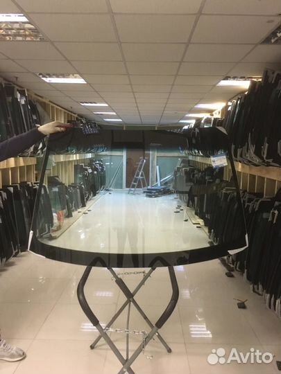 Лобовое стекло Kia Spectra / Shuma / Sephia