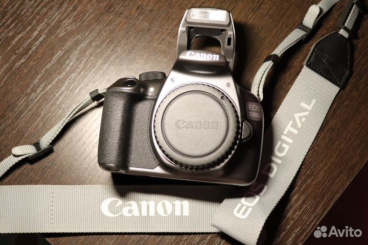 Canon eos 1200d body