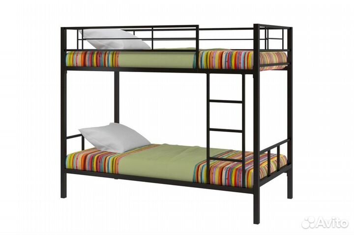 Прочная двухъярусная металлическая кровать