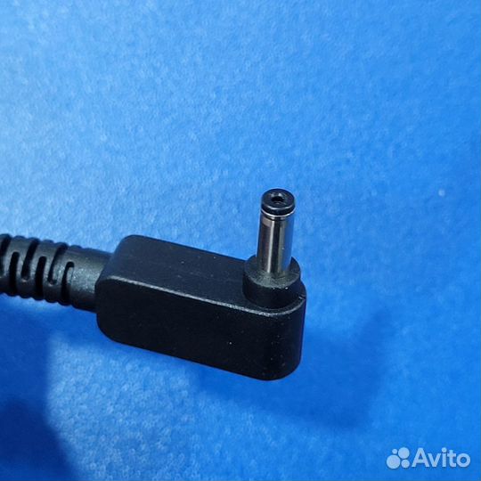 Зарядное устройство Asus VivoBook F102B