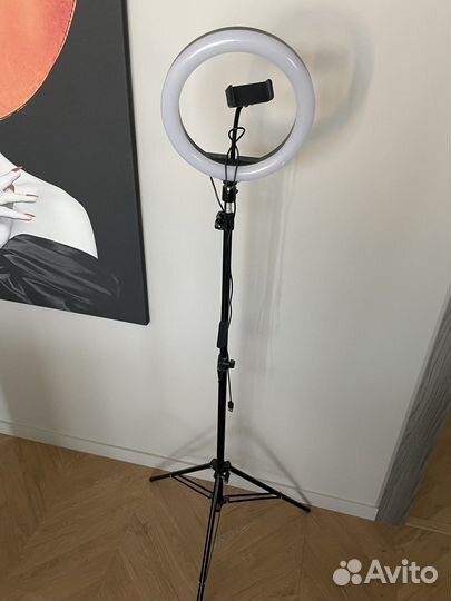 Кольцевая лампа со штативом
