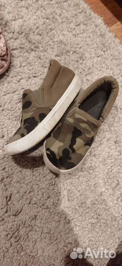 Обувь детская разных размеров