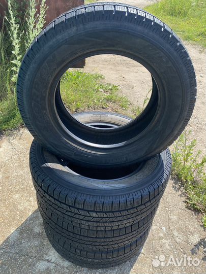 Pirelli Scorpion 215/65 R16