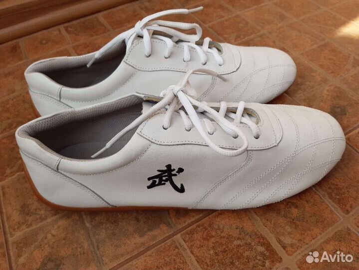 Китайская обувь Yiwutang (для Ушу, Кунфу)