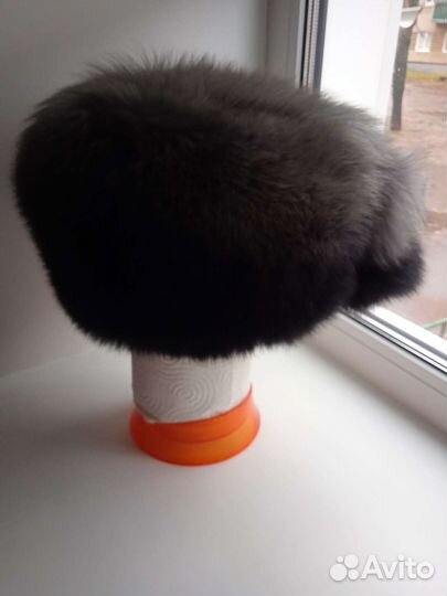 Меховая зимняя женская шапка