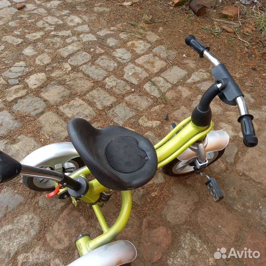 Детский трехколесный велосипед