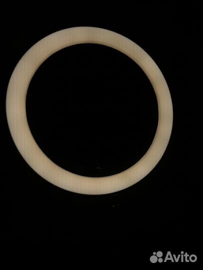 Кольцевая лампа со штативом