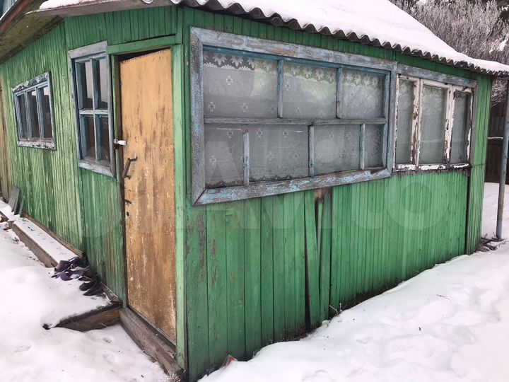 Дача 17 м² на участке 6,85 га