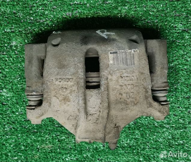 Суппорт передний правый Peugeot 206 1998-2012