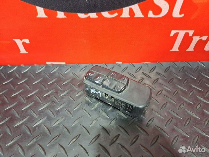 Блок управления стеклоподъемниками правый