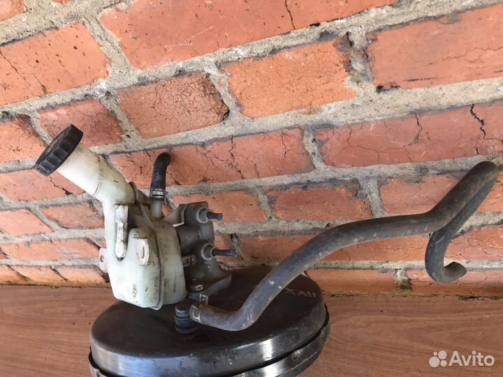 Усилитель тормозов вакуумный Mitsubishi Outlander