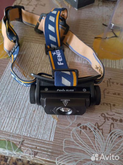 Мощьный налобный фонарь