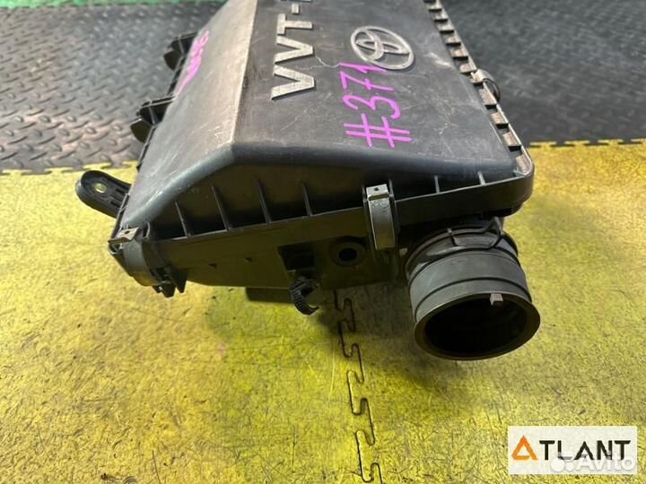 Корпус воздушного фильтра toyota BB