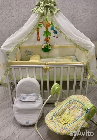 Кроватка с маятником пеленальная доска кокон мобил
