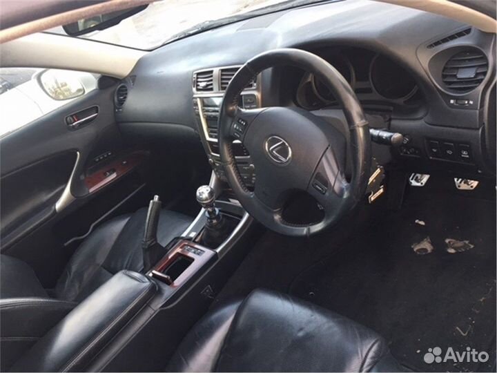 Разбор на запчасти Lexus IS