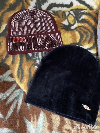 Отдам бесплатно женские вещи