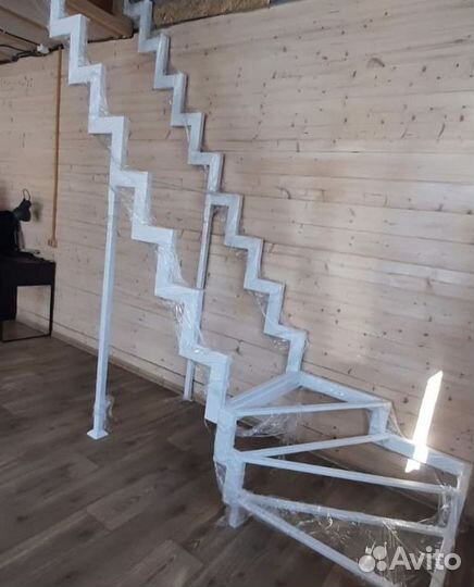 Лестница на косоуре