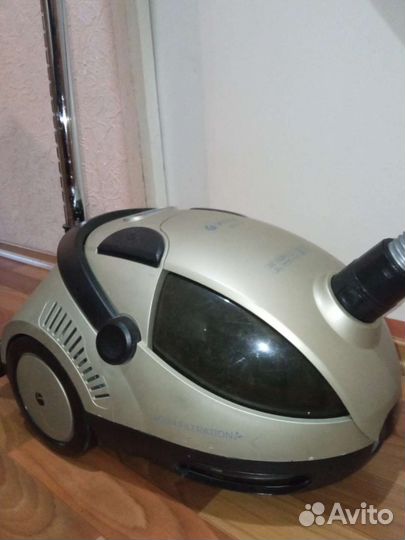 Пылесос Vitek