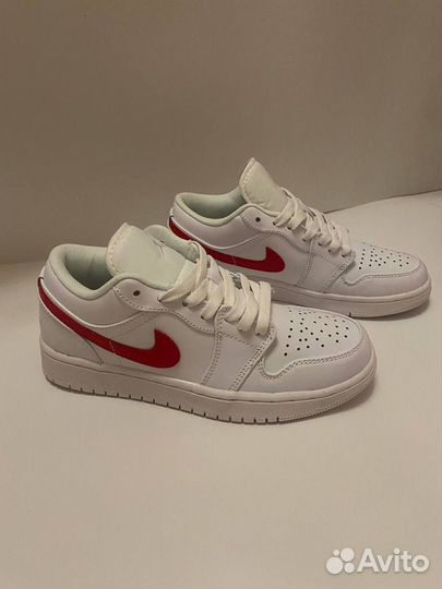 Кроссовки nike AIR jordan 1 white