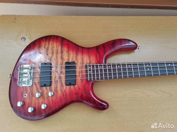 Бас-гитара Cort Action DLX Plus