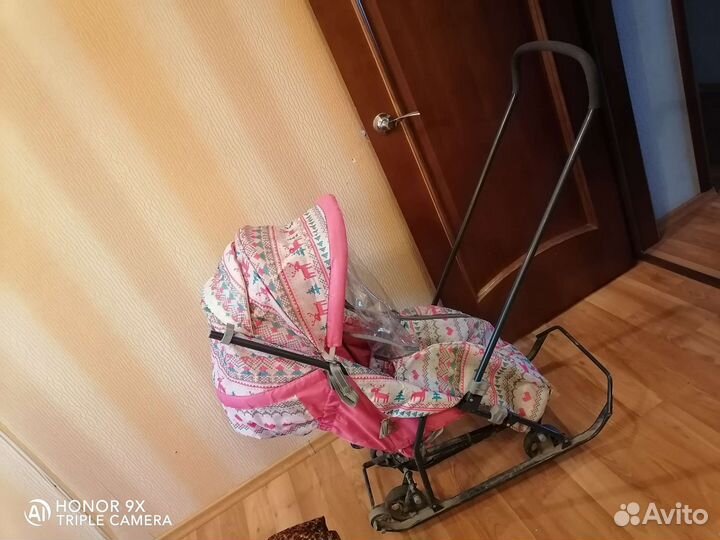 Детские санки с колесами