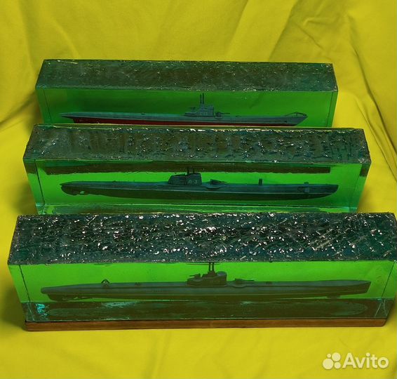 Подводная лодка в смоле