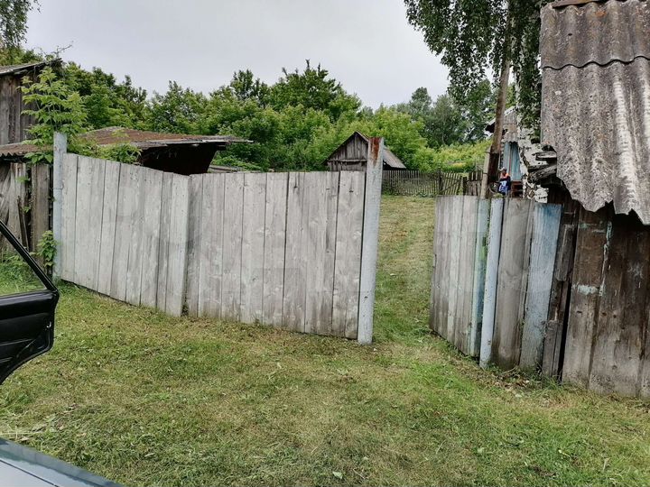 Дом 33,2 м² на участке 20 сот.