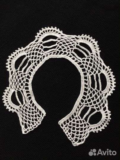 Воротник кружевной вязаный