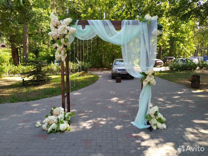 Аренда фотозоны и арки на свадьбу