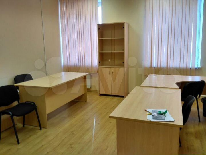 9489м² коплекс зданий в Василеостровском р-не