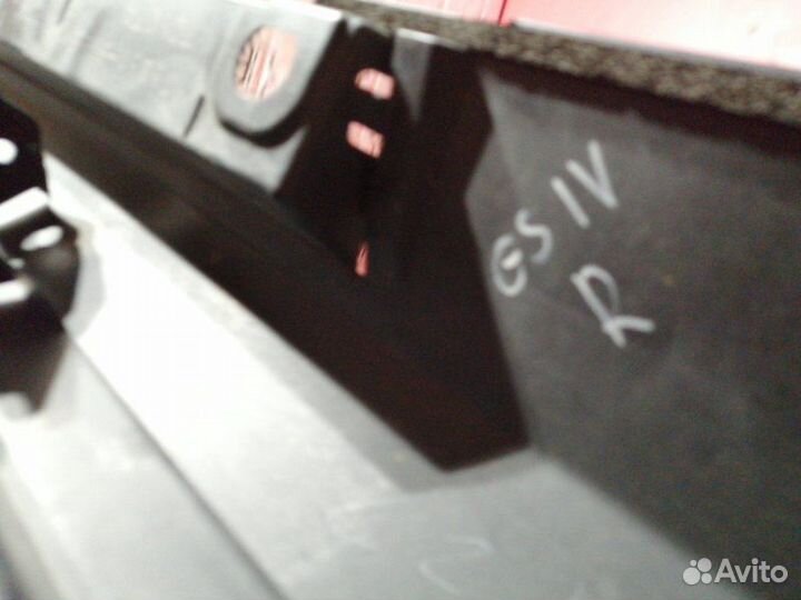 Накладка на порог правая Lexus Gs 4