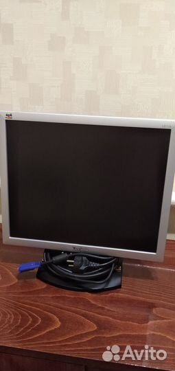 Монитор ЖК 17”