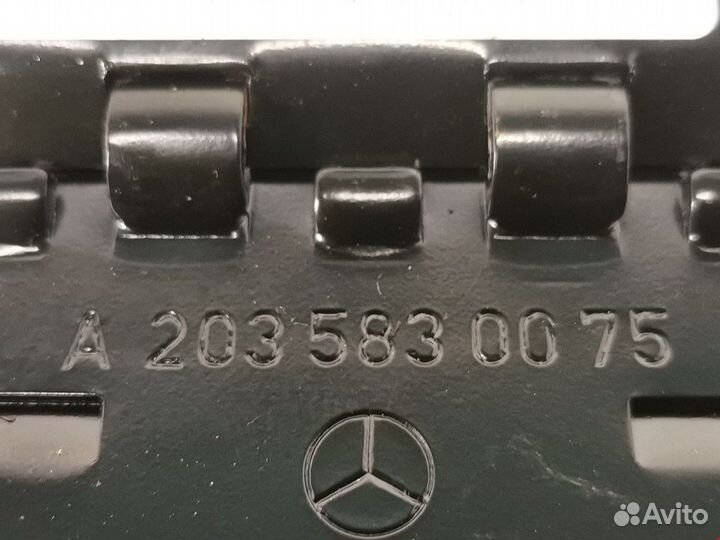 Упор противооткатный Mercedes-Benz C-Класс