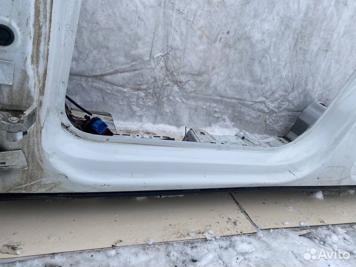 Порог со стойкой левый Skoda Karoq