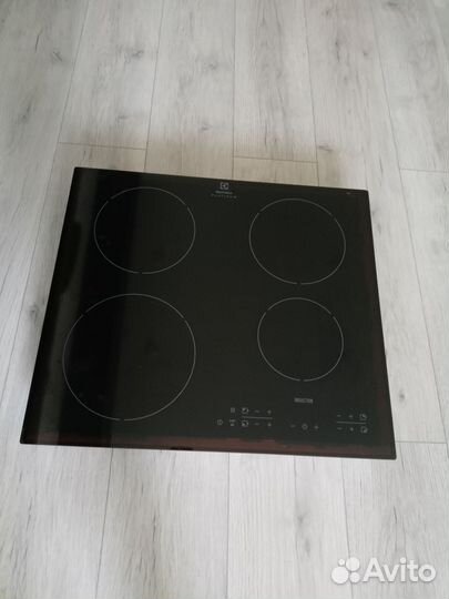 Индукционная Варочная панель electrolux