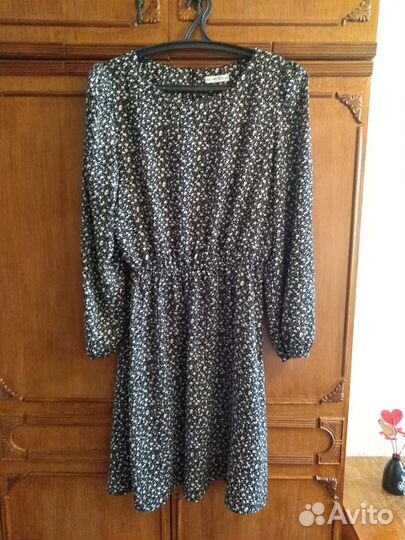 Платья женские нарядные - 2 шт., р-р - 50