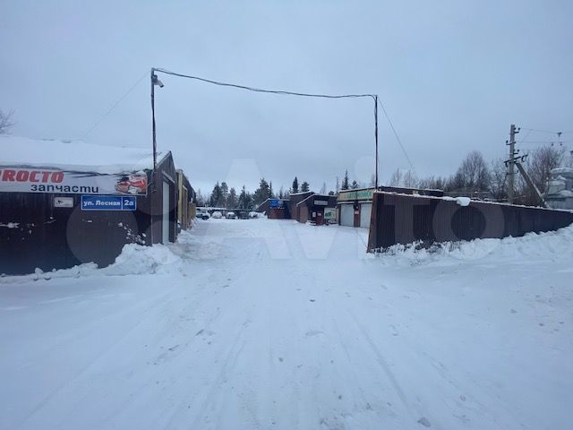 Здание, 600 м²