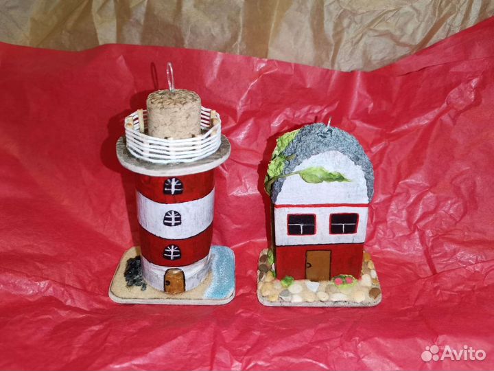 Маяк и домик из дерева (новые)