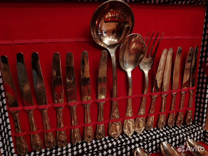 Набор столовых приборов